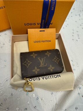 Louis Vuitton Monogram NOA Key Holder Olympe Blue - New Full Set